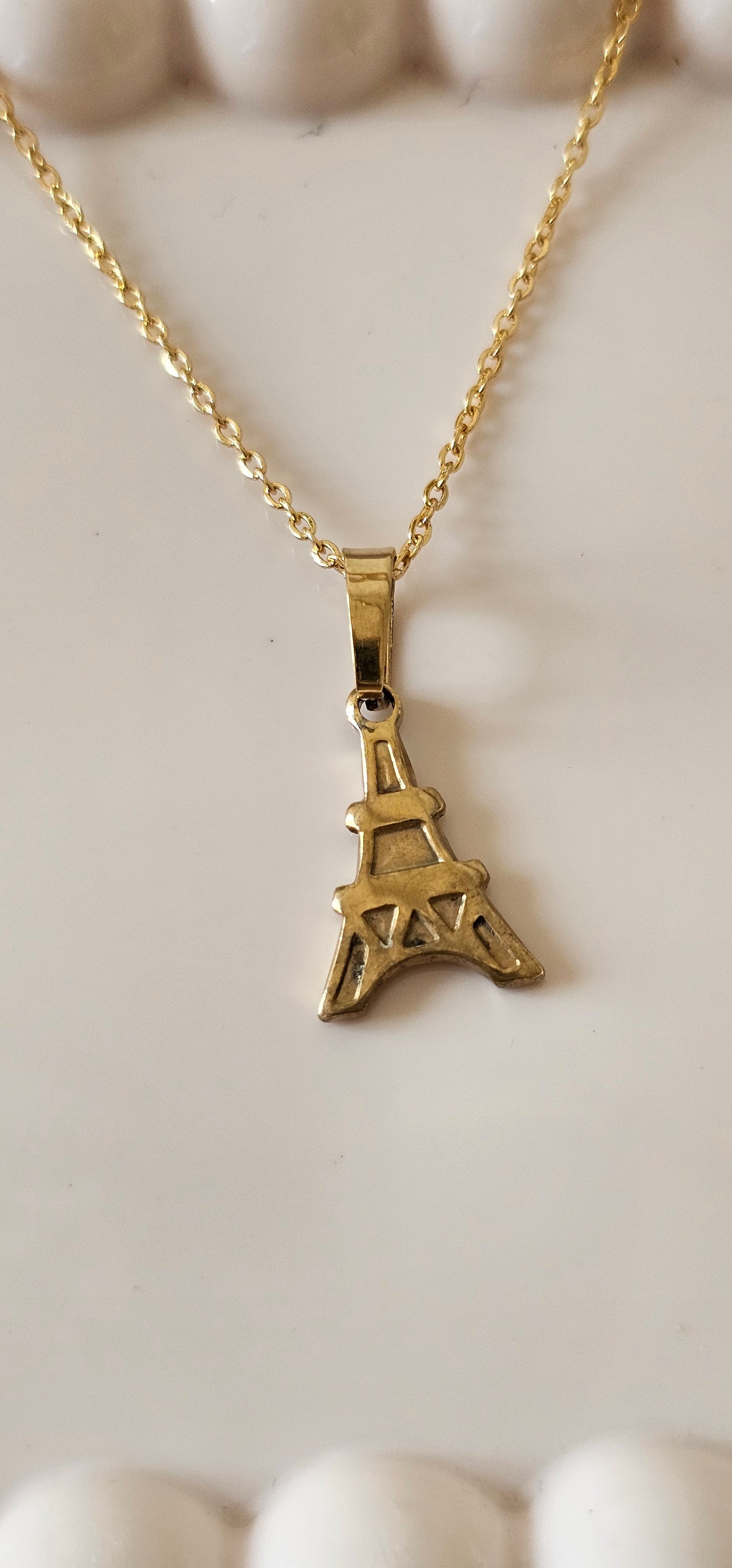 eiffel tower necklace