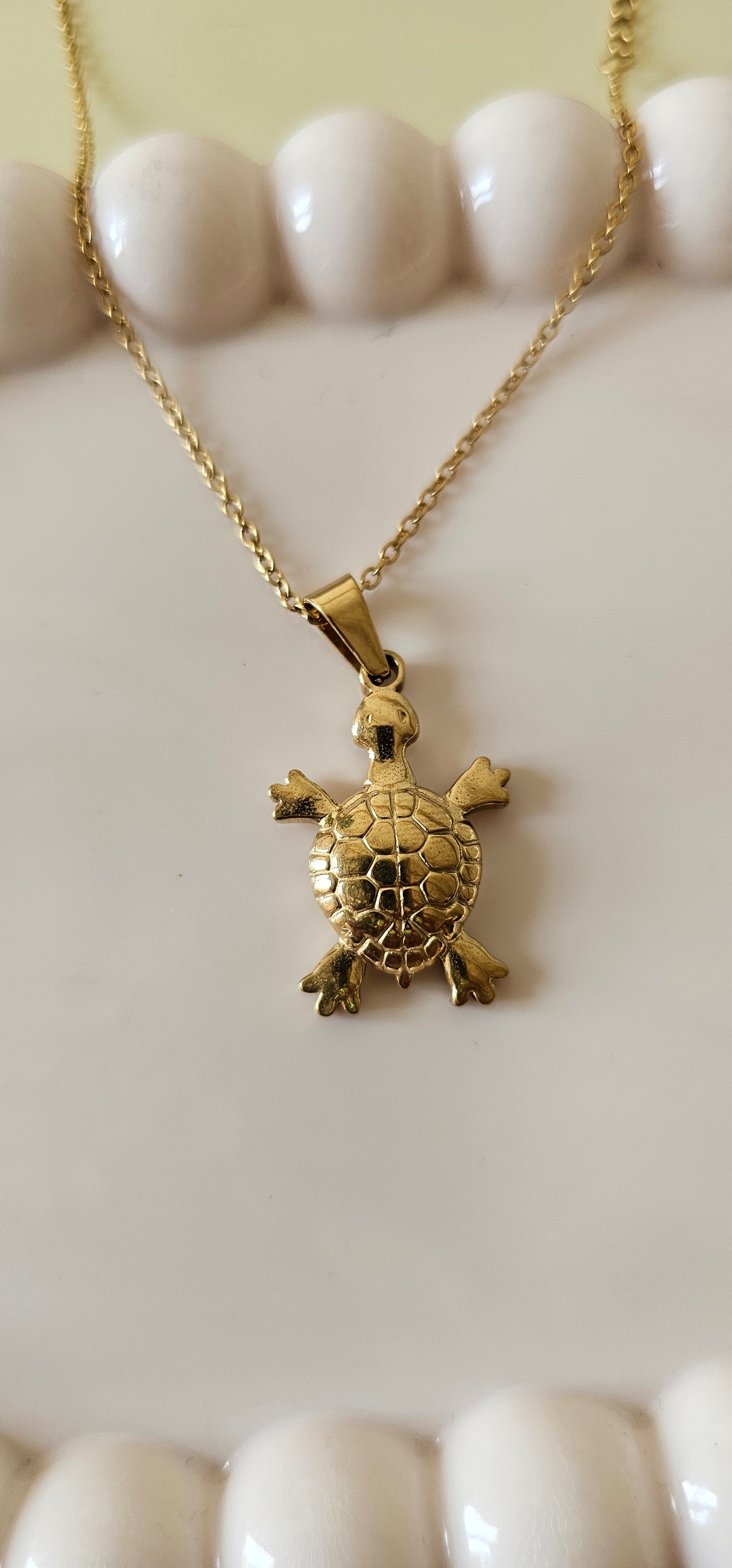 tortoise necklace