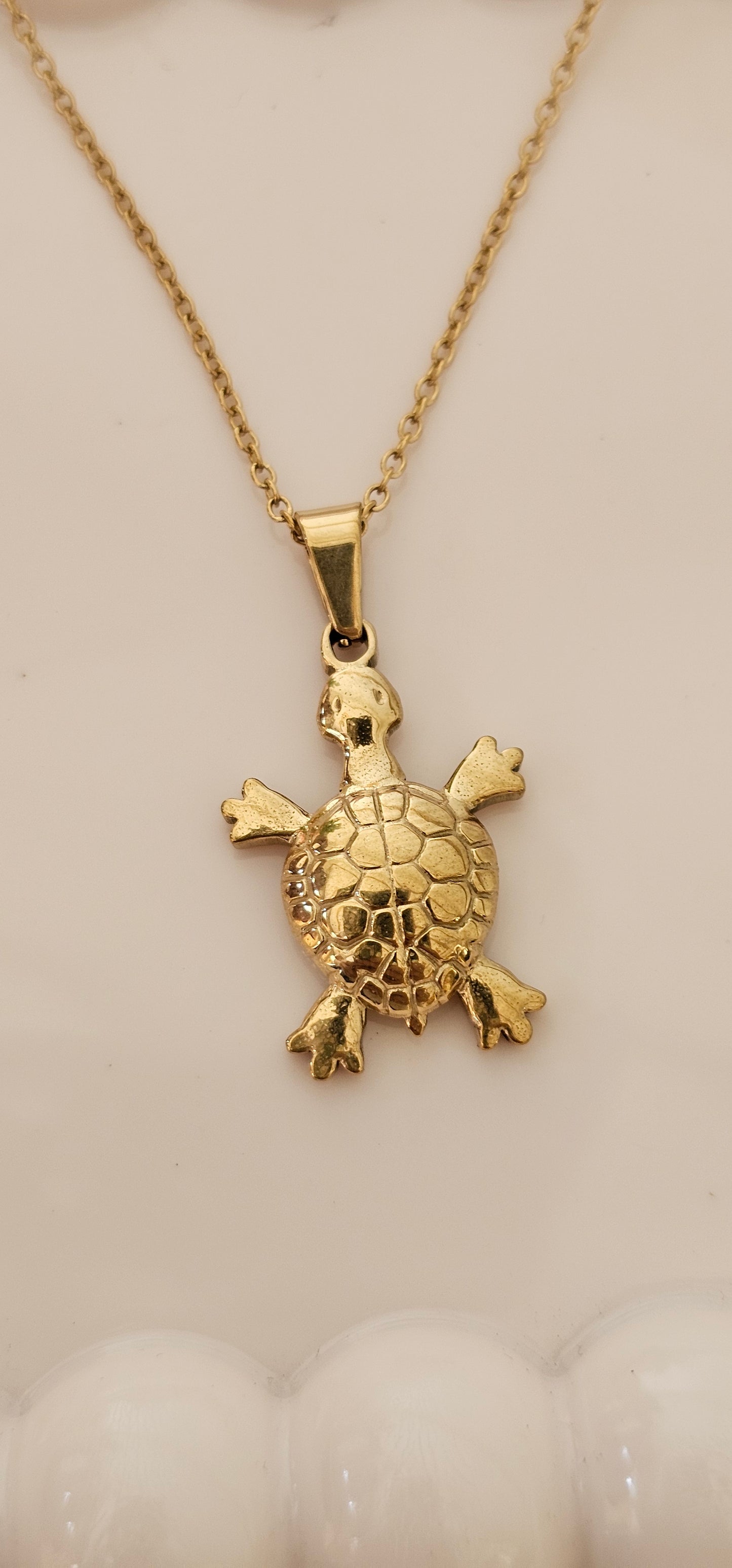 tortoise necklace