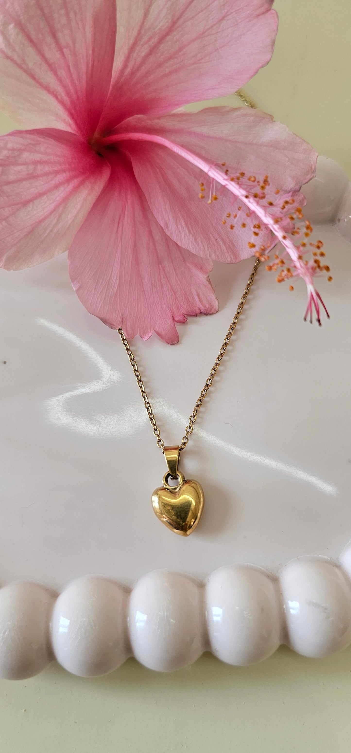 magnetic small heart necklace