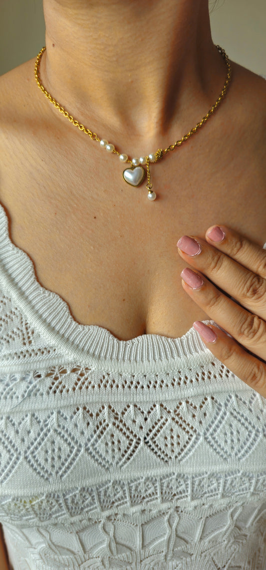 golden pearl pendent chain set