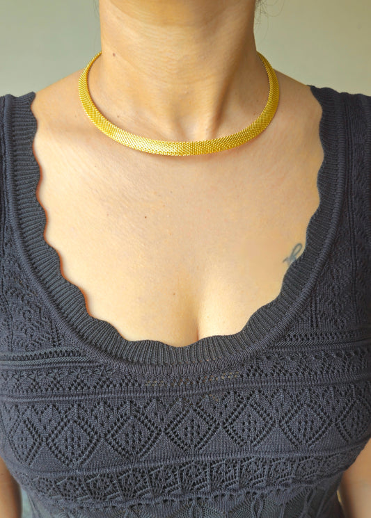 golden textured choker